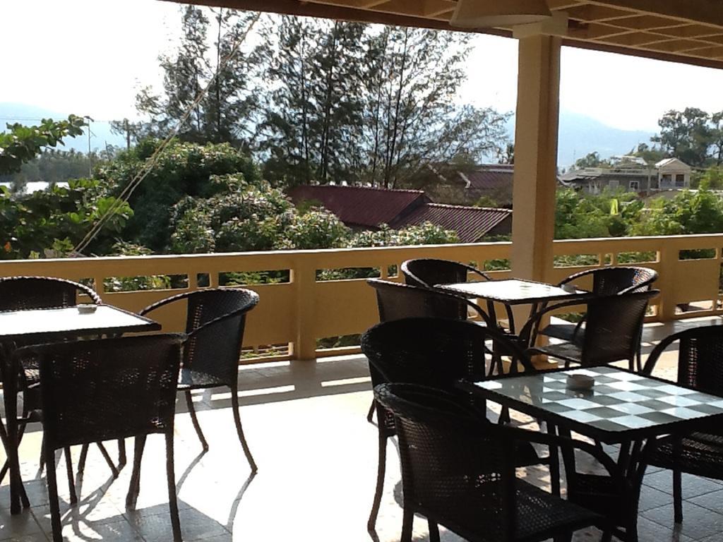 Kool Kampot Hotel Exterior photo